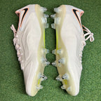 NIKE TIEMPO LEGEND IX ELITE SG anti-clog Guava Ice/Yellow Strike/Sunset Glow stud view
